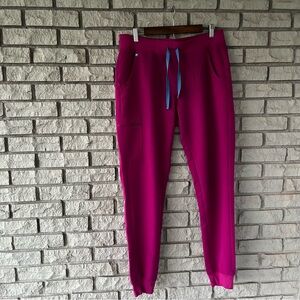 FIGS Fuchsia Zamora Jogger Style Scrub Pants Size Medium